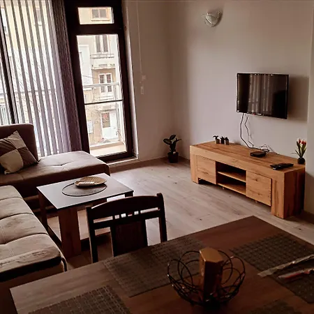 за гости ивая Kazanlŭk